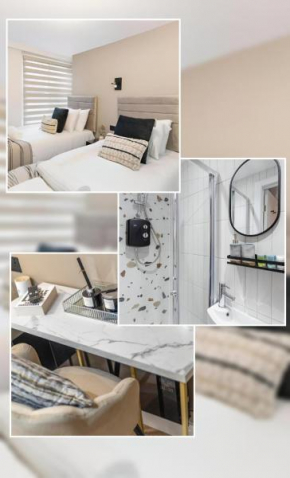 Urban Duo Escape: Trendy Studio with Twin Beds